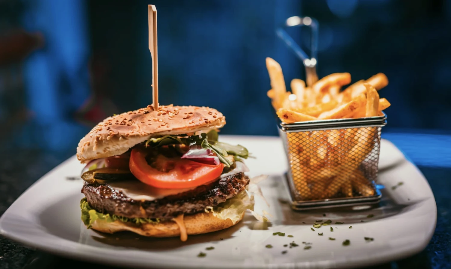 Burger and fries at Eulenspiegel Tenerife
